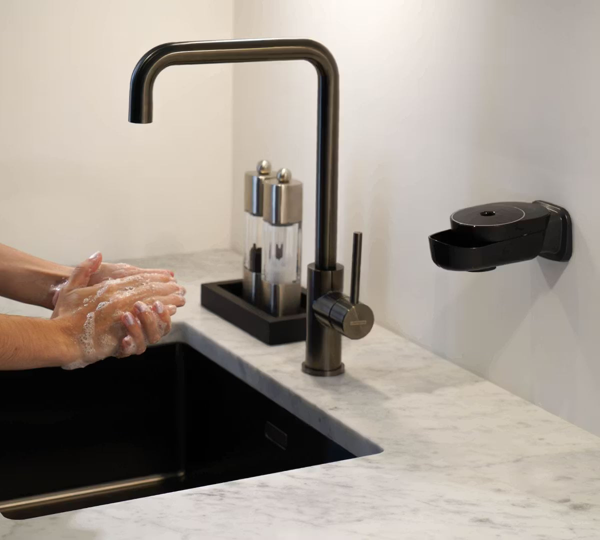 Zeepdispenser muur | Zwart