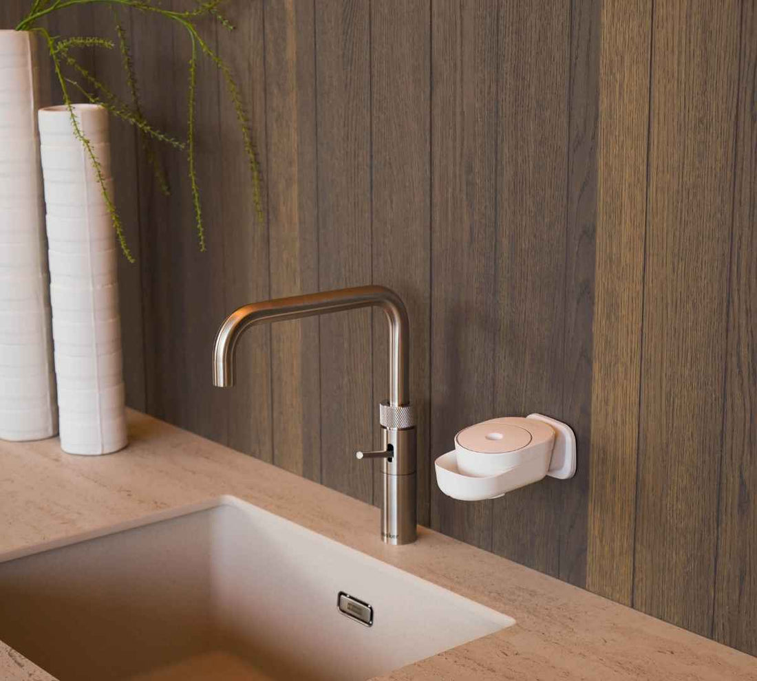 Soap dispenser | White